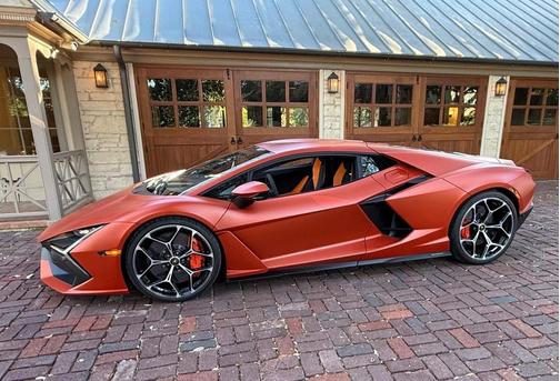 2024 Lamborghini Revuelto Coupe
