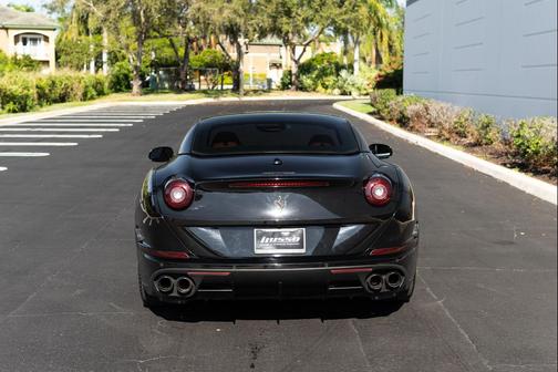 2017 Ferrari California T