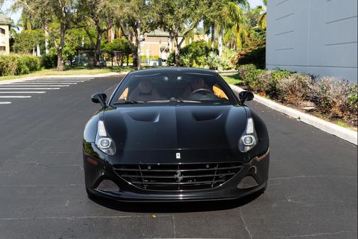 2017 Ferrari California T