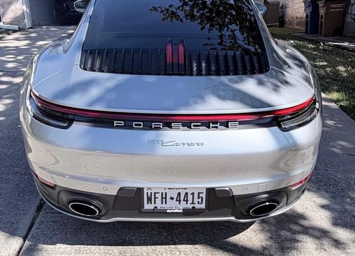 2021 Porsche 911 Carrera