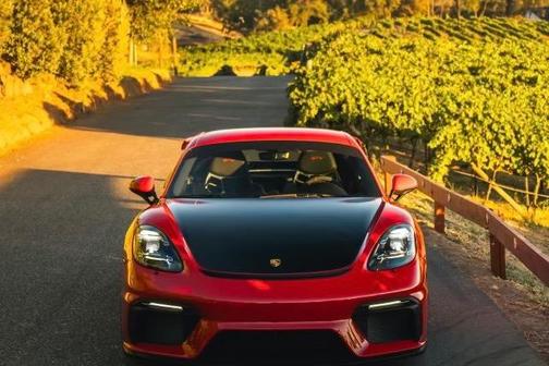 2022 Porsche 718 Cayman GT4