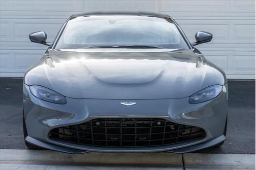 2022 Aston Martin Vantage Coupe