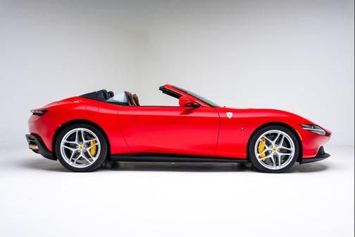 2025 Ferrari Roma Spider Convertible