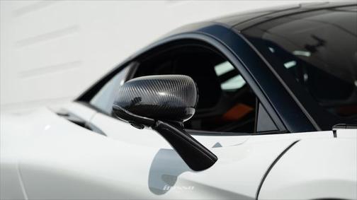 2021 McLaren 765LT Coupe