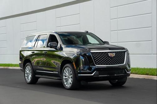 2025 Cadillac Escalade Luxury