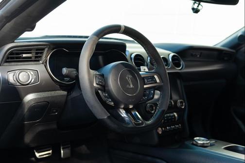 2022 Ford Shelby GT500 Base