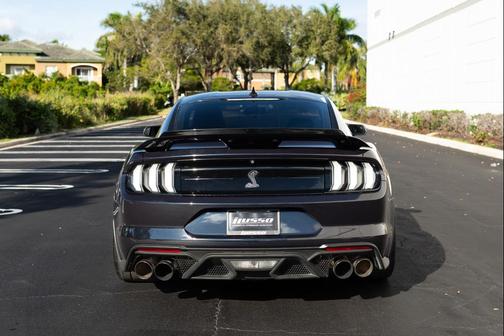 2022 Ford Shelby GT500 Base