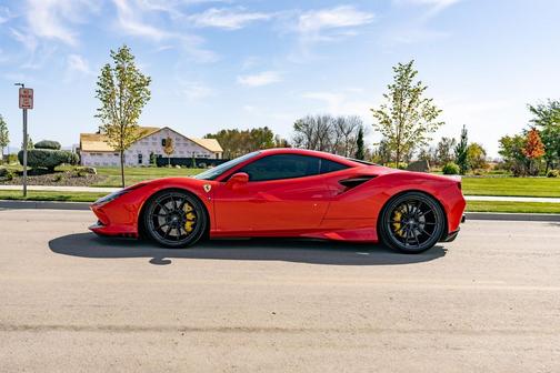 2020 Ferrari F8 Tributo Base