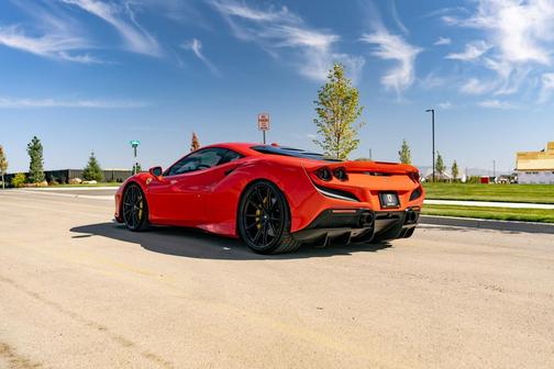 2020 Ferrari F8 Tributo Base