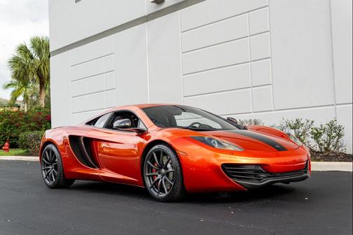 2013 McLaren MP4-12C Base