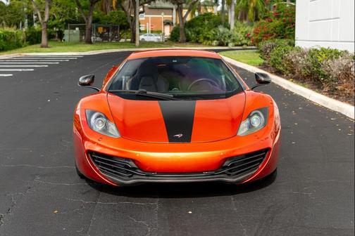 2013 McLaren MP4-12C Base