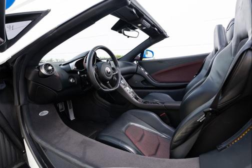 White 2013 McLaren MP4-12C Base