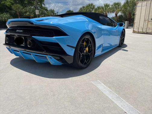 2022 Lamborghini Huracan EVO Spyder