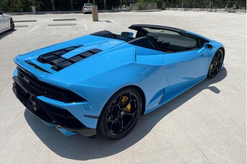2022 Lamborghini Huracan EVO Spyder