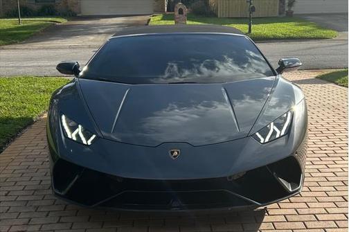 2019 Lamborghini Huracan Performante