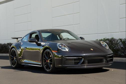 2024 Porsche 911 Carrera 4S