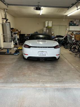 2024 Porsche 718 Boxster S