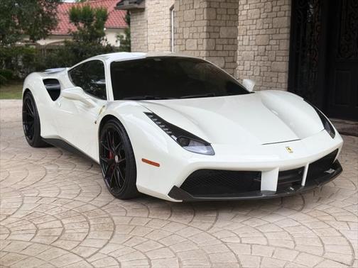 2017 Ferrari 488 GTB Coupe