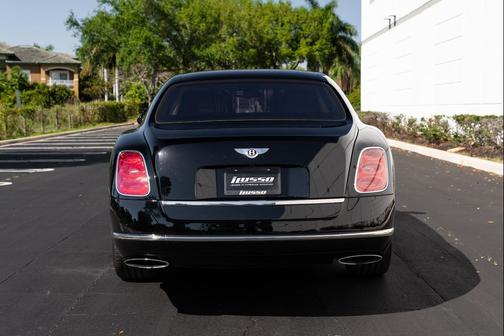 Black 2014 Bentley Mulsanne Sedan