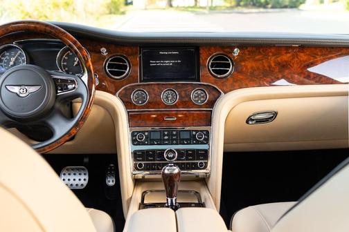 Black 2014 Bentley Mulsanne Sedan