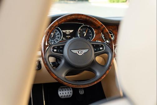 Black 2014 Bentley Mulsanne Sedan