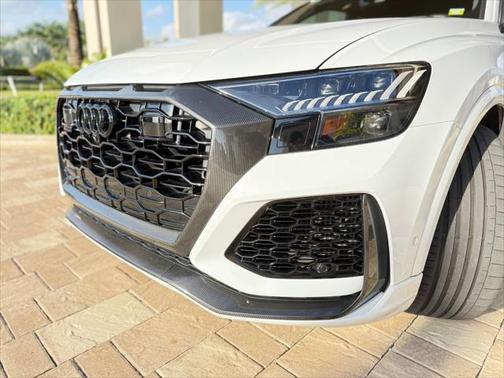 2023 Audi RS Q8 4.0T