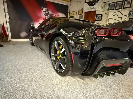 2021 Ferrari SF90 Stradale Coupe