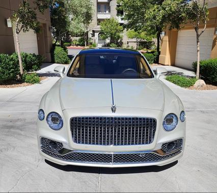2022 Bentley Flying Spur V8