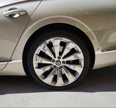2022 Bentley Flying Spur V8