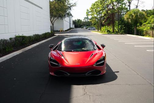 2018 McLaren 720S Base