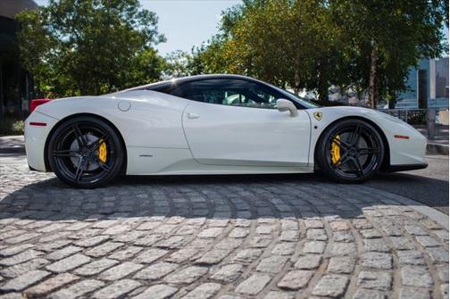 2012 Ferrari 458 Italia Base