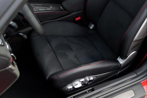 2025 Porsche 718 Spyder RS