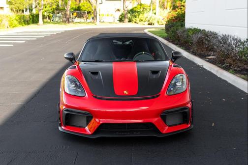 2025 Porsche 718 Spyder RS