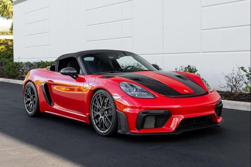 2025 Porsche 718 Spyder RS