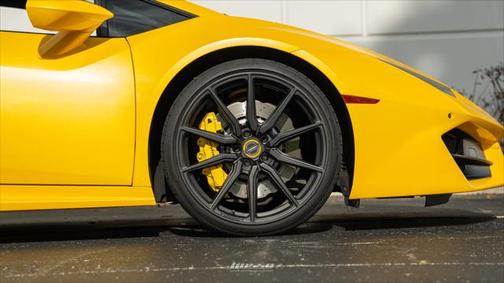 2017 Lamborghini Huracan LP580-2