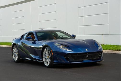 2020 Ferrari 812 Superfast Base