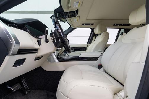 2025 Land Rover Range Rover P530 Autobiography