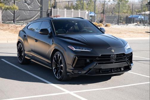 2024 Lamborghini Urus S