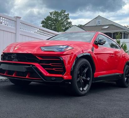 2020 Lamborghini Urus SUV