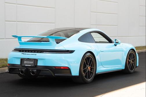 2026 Porsche 911 Carrera 4 GTS