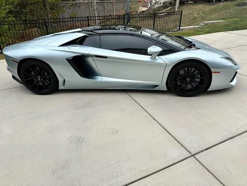 2013 Lamborghini Aventador LP700-4