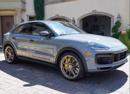 2022 Porsche Cayenne Turbo GT