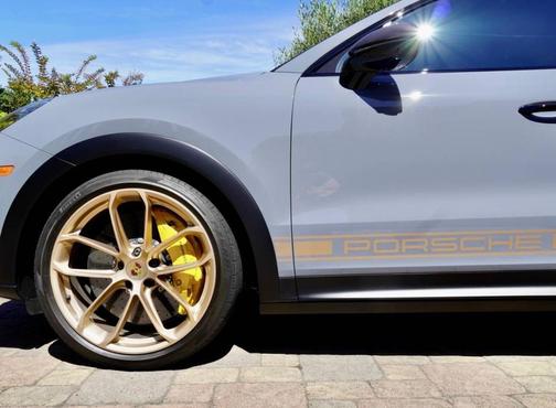 2022 Porsche Cayenne Turbo GT