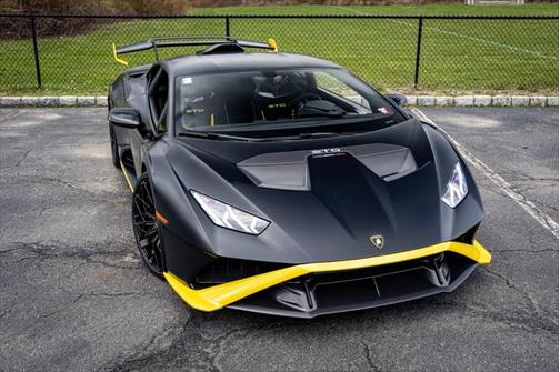 2023 Lamborghini Huracan STO Coupe