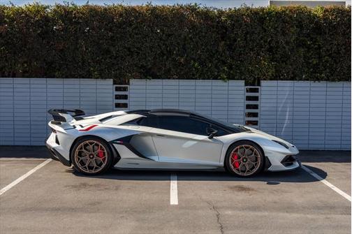 2020 Lamborghini Aventador SVJ LP 770-4 SVJ Roadster