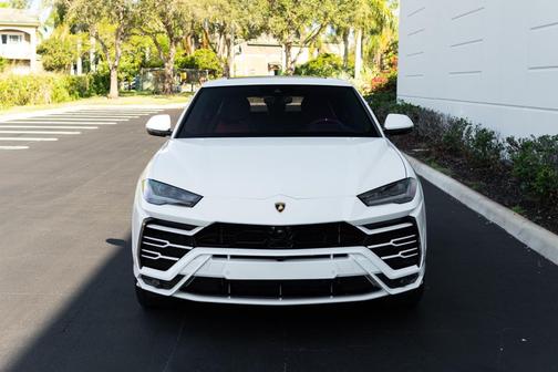 2021 Lamborghini Urus SUV