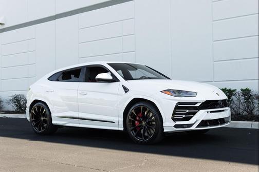 2021 Lamborghini Urus SUV