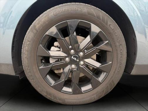 2024 Kia Carnival SX
