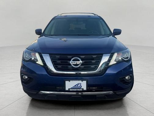 2018 Nissan Pathfinder SV
