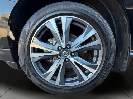 2019 Nissan Pathfinder Platinum